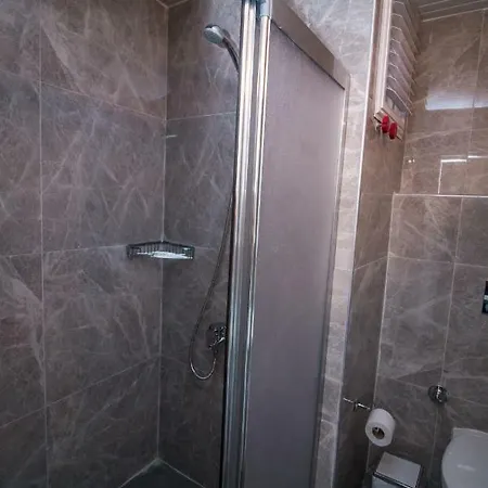 Parus Hotel 3*