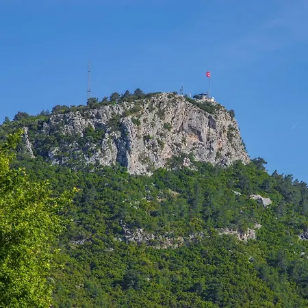 Parus Szálloda