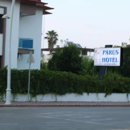 מלון Parus